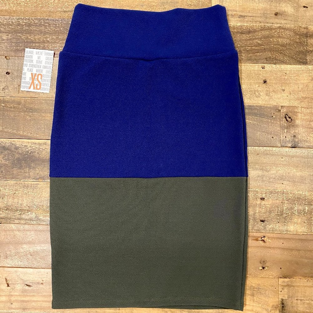 XS Cassie Skirt NEW WITH TAGS